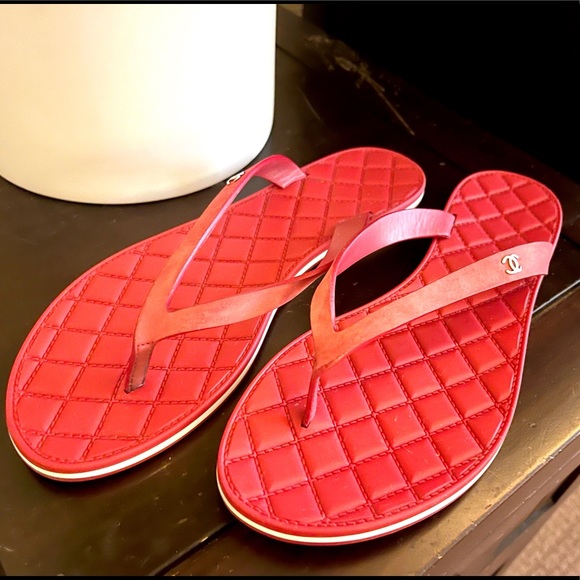 Authentic Chanel Rubber Thong Sandals - Picture 4 of 5